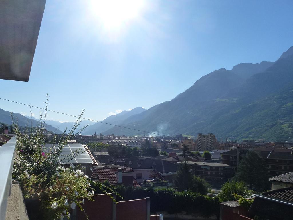 La Betulla Appartamento Confortevole Wifi E Parking Free Aosta Ngoại thất bức ảnh